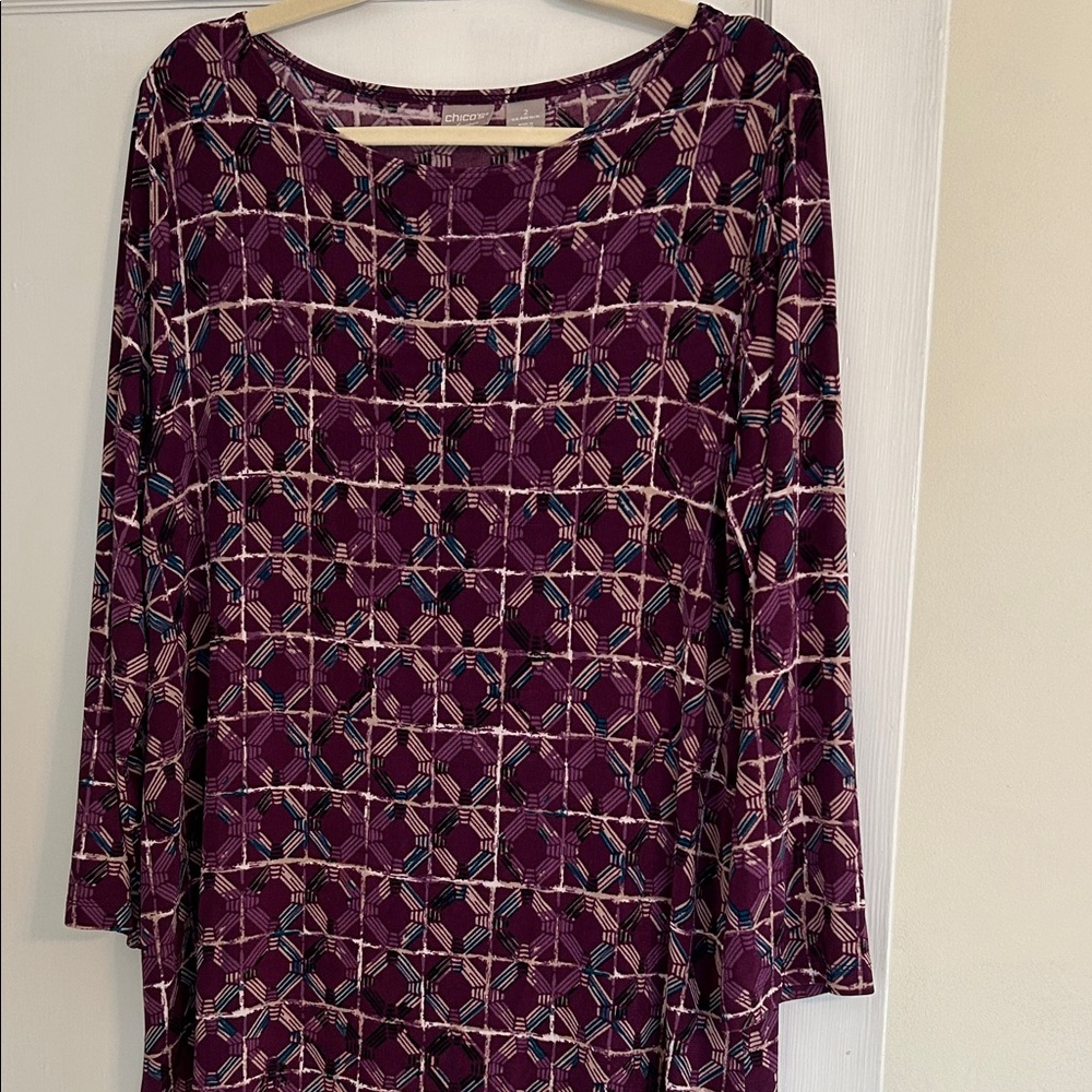 Chicos tunic length top. Size 2. (Large)